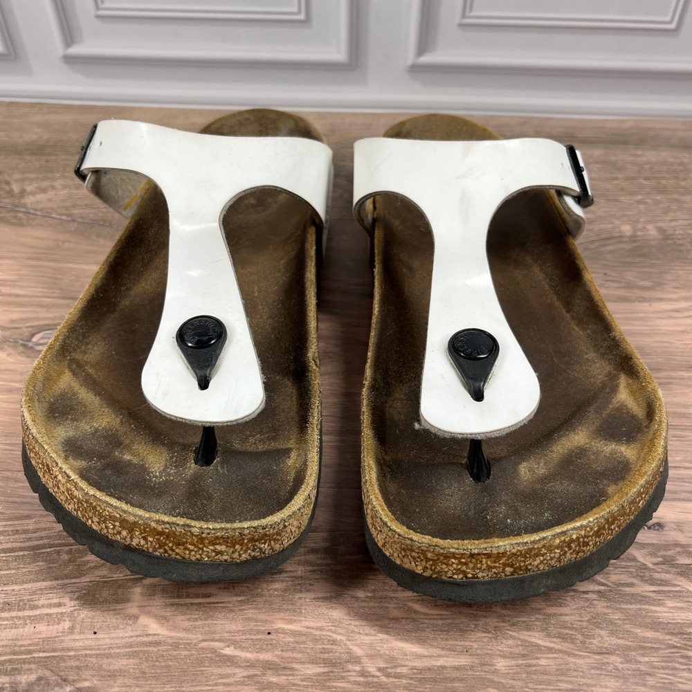 Birkenstock White Women’s Gizeh Sandals